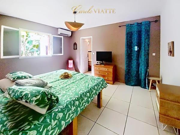 VILLA T5 & MAISON T3, PISCINE, A VENDRE ABYMES proche GOSIER et CHU