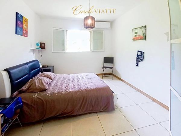 VILLA T5 & MAISON T3, PISCINE, A VENDRE ABYMES proche GOSIER et CHU