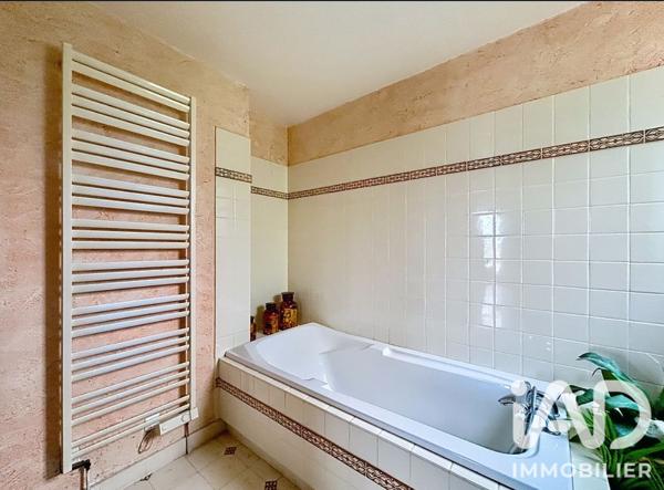 Maison à vendre 10 pièces 360 m² Beaugency