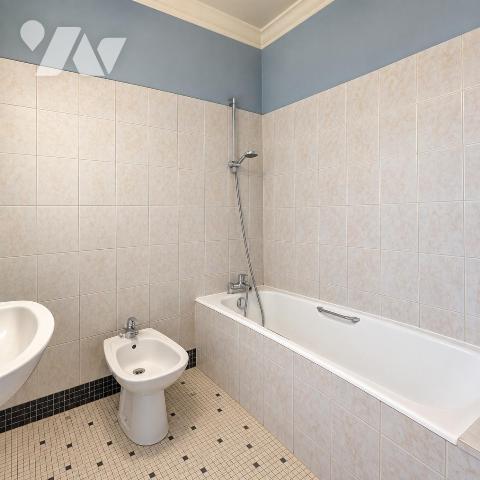 APPARTEMENT 2 PIECES - 1 CHAMBRE - STATIONNEMENT - CAVE – QUAI DE VERSAILLES / L’ERDRE POUR HORIZON