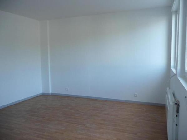 Appartement à louer 1 pièce 27.69m²