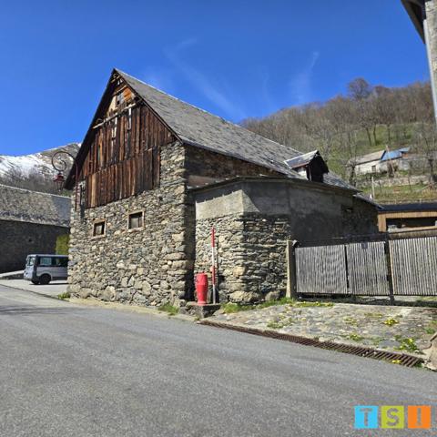 Grange de caractère à rénover entièrement – 180 m² – Gouaux-de-Larboust