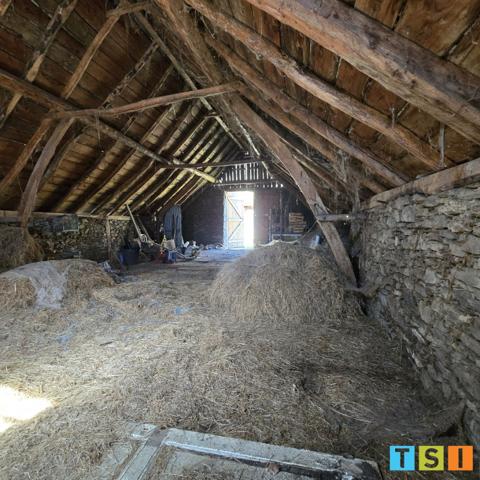 Grange de caractère à rénover entièrement – 180 m² – Gouaux-de-Larboust