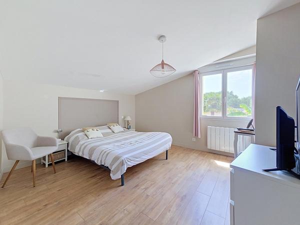 Maison à Cholet, 49300 - 5 pièces 137m²
