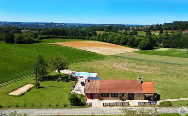Maison A 6 Km de Sarlat,vue degagée sur campagne