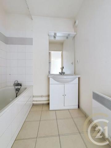 Appartement F3 à vendre  3 pièces - 61,09 m 2   PRINGY  - 77