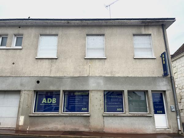 Local commercial Loches