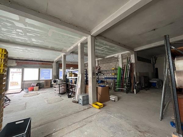 Local commercial Loches