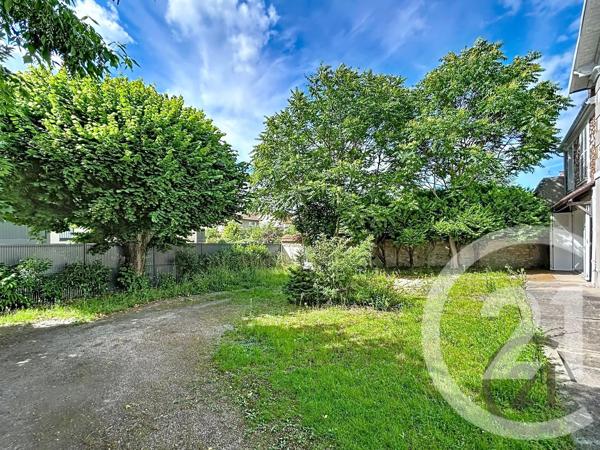 Maison à vendre  8 pièces - 187,66 m 2   DAMMARIE LES LYS  - 77