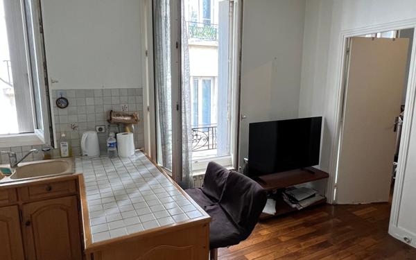 Appartement à vendre    2 pièces • 31,30 m2 Saint-Ouen