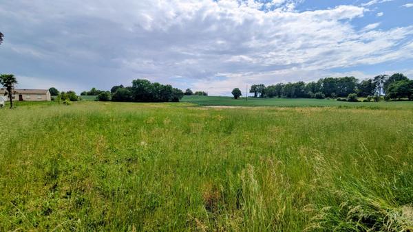 Terrain à bâtir – 828 m² – Bon-Encontre