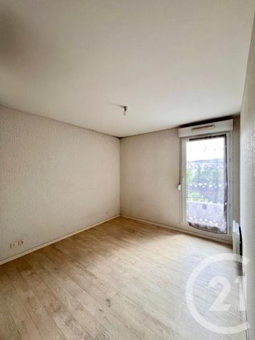 Appartement F2 à vendre  2 pièces - 42,20 m 2   COURCOURONNES  - 91