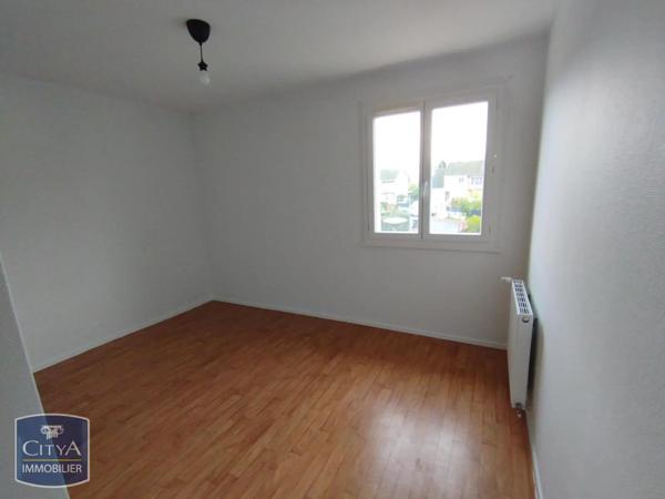 Maison à louer 6 pièces 140m² Saint-Gervais-la-Forêt (41350)