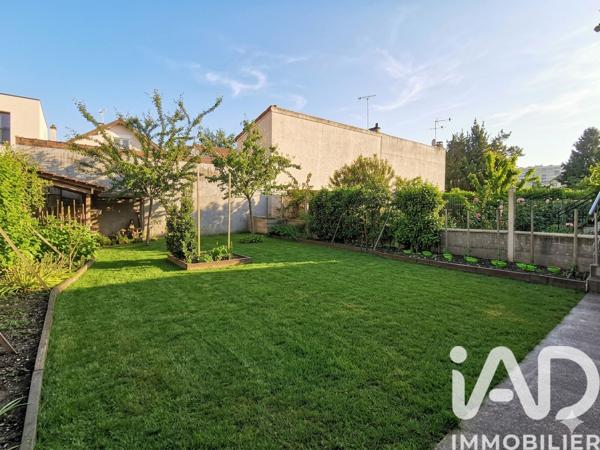 Maison à vendre 10 pièces 233 m² Antony