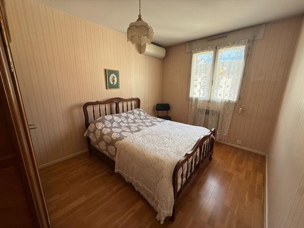 Appartement T3 VILLEURBANNE 69100 Sud GRATTE - CIEL / balcon - Cave et place de parking privative en SUS