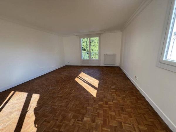 Appartement 3 pièces                                        - 44300 Nantes - PONT DU CENS Réf : 12177