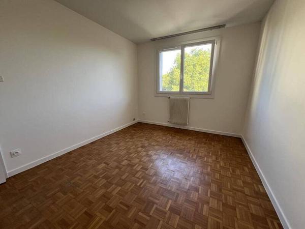 Appartement 3 pièces                                        - 44300 Nantes - PONT DU CENS Réf : 12177
