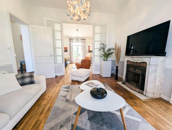 Ploërmel Centre – L’Authentique & Généreuse Maison De Maître 268 m² – Jardin Intime 1900 m²