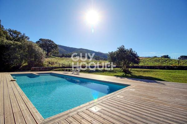 Ensemble immobilier (Corse du Sud)