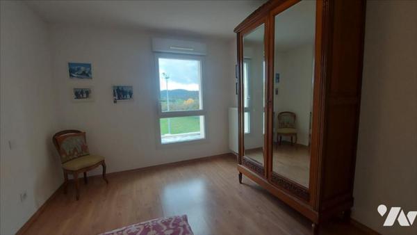 ST -FERJEUX APPARTEMENT DERNIER ETAGE-TERRASSE