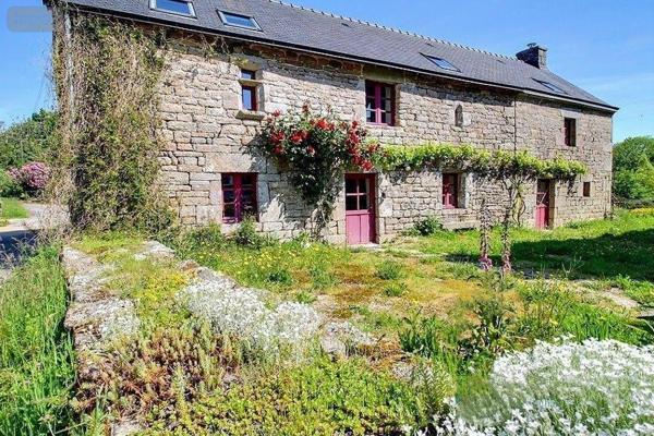 Grande propriété à vendre à Guiscriff dans le Morbihan (56560), ref : 11352/860   
campagne