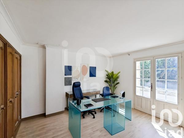 Maison à vendre 9 pièces 320 m² Clarensac