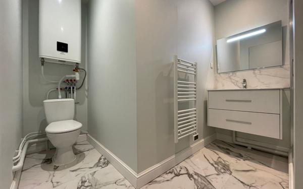 Appartement à louer    2 pièces • 40,95 m2 Saintes