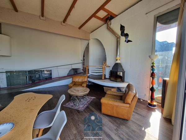 Villa T8 avec piscine, terrain, garage et parking