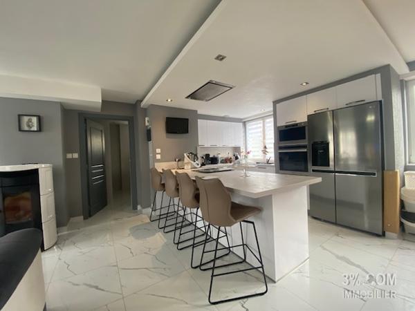 3%.COM - Grande maison rénovée -piscine-jardin-garage-atelier Hochfelden (67270)