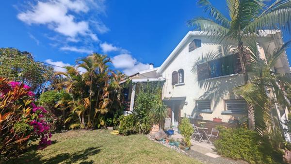 Le Tampon 14ème : Votre Oasis de Verdure aux Portes des Commodités !