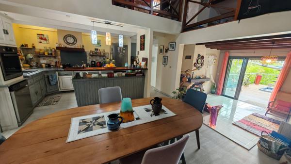 Le Tampon 14ème : Votre Oasis de Verdure aux Portes des Commodités !