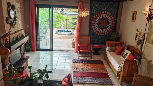 Le Tampon 14ème : Votre Oasis de Verdure aux Portes des Commodités !