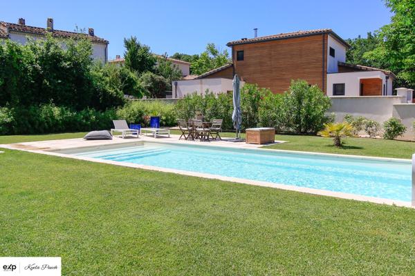 Une maison récente, connectée et économe, où chaque équipement a été pensé pour votre confort et pour maîtriser durablement vos dépenses énergétiques.