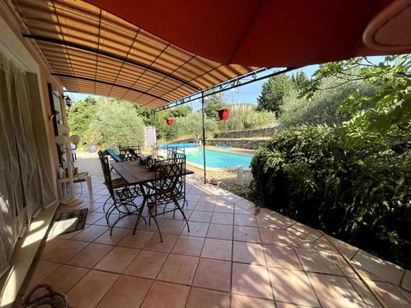 APT, Villa Apt 4 pièce(s) 119 m2