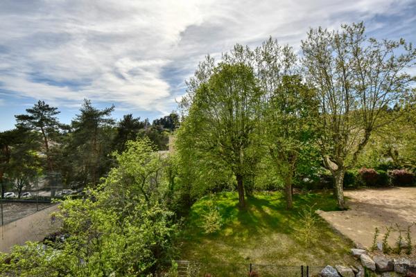 Dpt Rhône (69), à vendre DARDILLY appartement T4 de 82,44 m² - avec balcon de 8,71 m²
