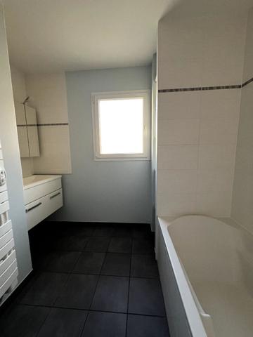 Maison Pouilley Francais 6 pièce(s) 114.69 m2