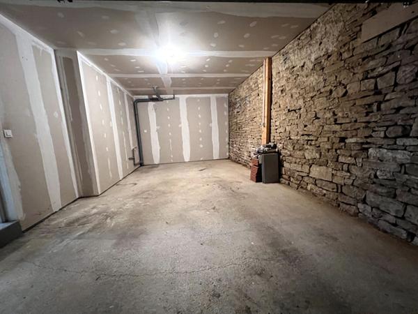 Maison Pouilley Francais 6 pièce(s) 114.69 m2