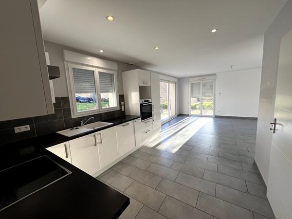 Maison Pouilley Francais 6 pièce(s) 114.69 m2