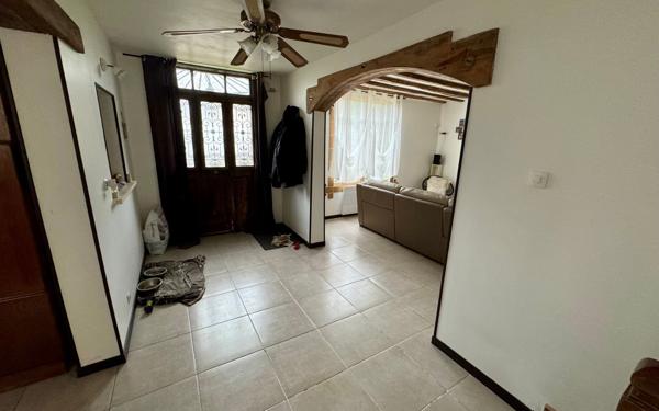 Maison à vendre    4 pièces •  Neuilly-Saint-Front