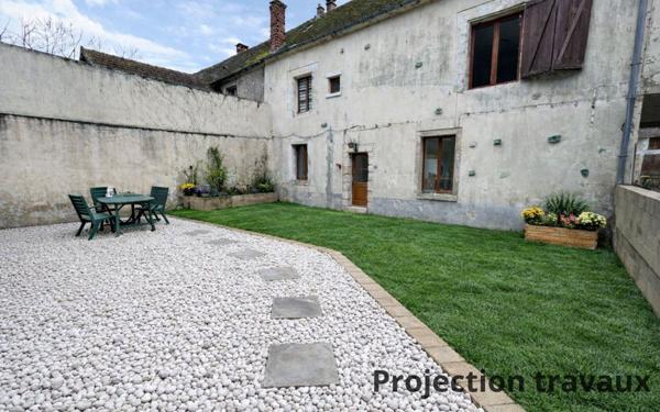 Maison à vendre    4 pièces •  Neuilly-Saint-Front