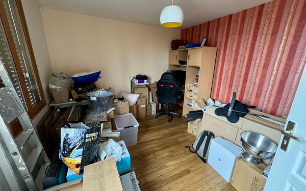 Maison à vendre    4 pièces •  Neuilly-Saint-Front