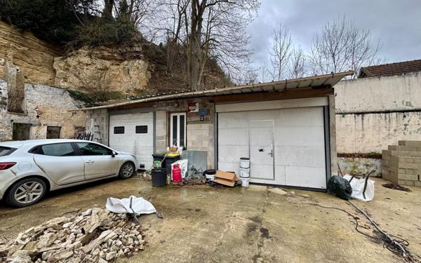 Maison à vendre    4 pièces •  Neuilly-Saint-Front