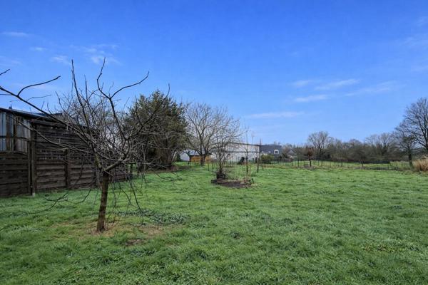 NOUVEAU Terrain à bâtir de 700 m² à Meucon, 400m de l'Eglise, EXCLUSIVITE