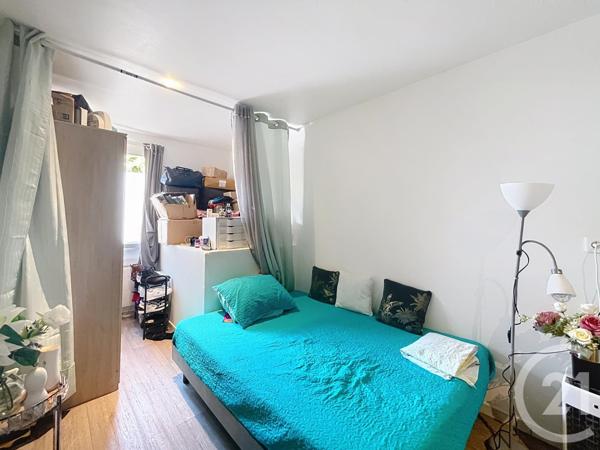 Immeuble à vendre  78,94 m2 MONTEREAU FAULT YONNE - 77