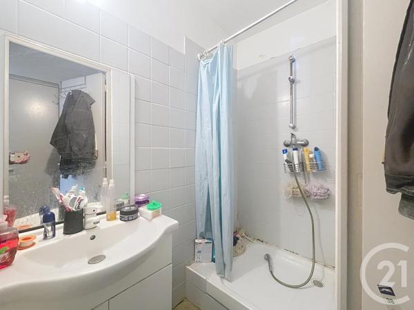 Immeuble à vendre  78,94 m2 MONTEREAU FAULT YONNE - 77