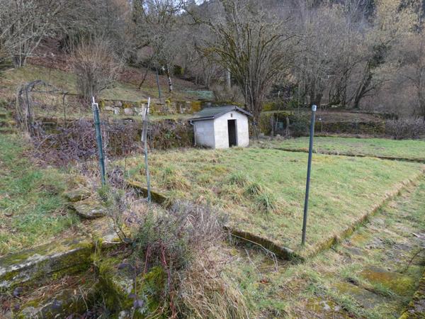 Maison 188.45 m², 7 pièces ,3 chambres,dépendances, 25 ares de terrain