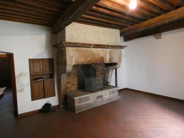 Maison 188.45 m², 7 pièces ,3 chambres,dépendances, 25 ares de terrain