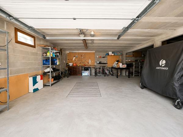 Maison 7 pièces 160 m² - piscine - sous-sol - garage - Centre de Saint Hilaire Saint Mesmin