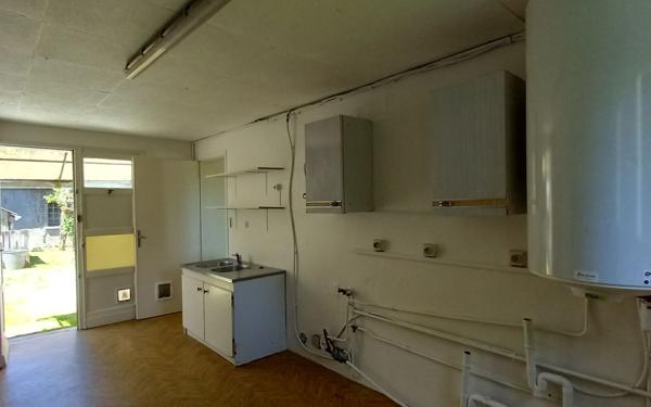 Maison à louer    6 pièces •  Asson