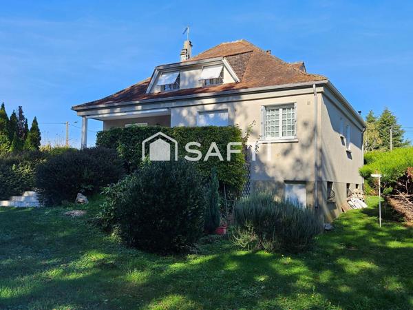 Maison familiale avec studio indépendant et sous-sol total